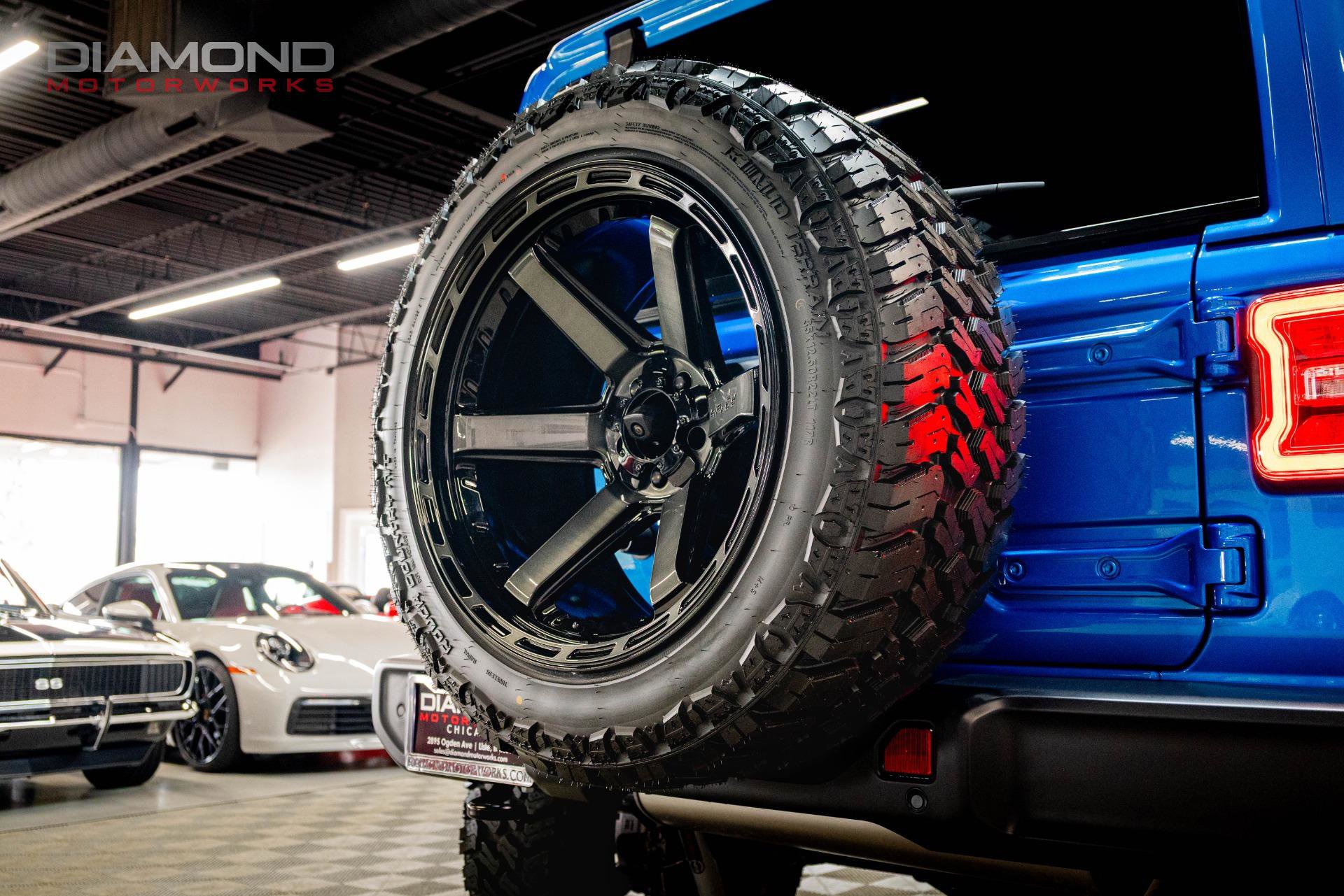 Used 2024 Jeep Wrangler Unlimited Sahara w/ Technology Group image 22