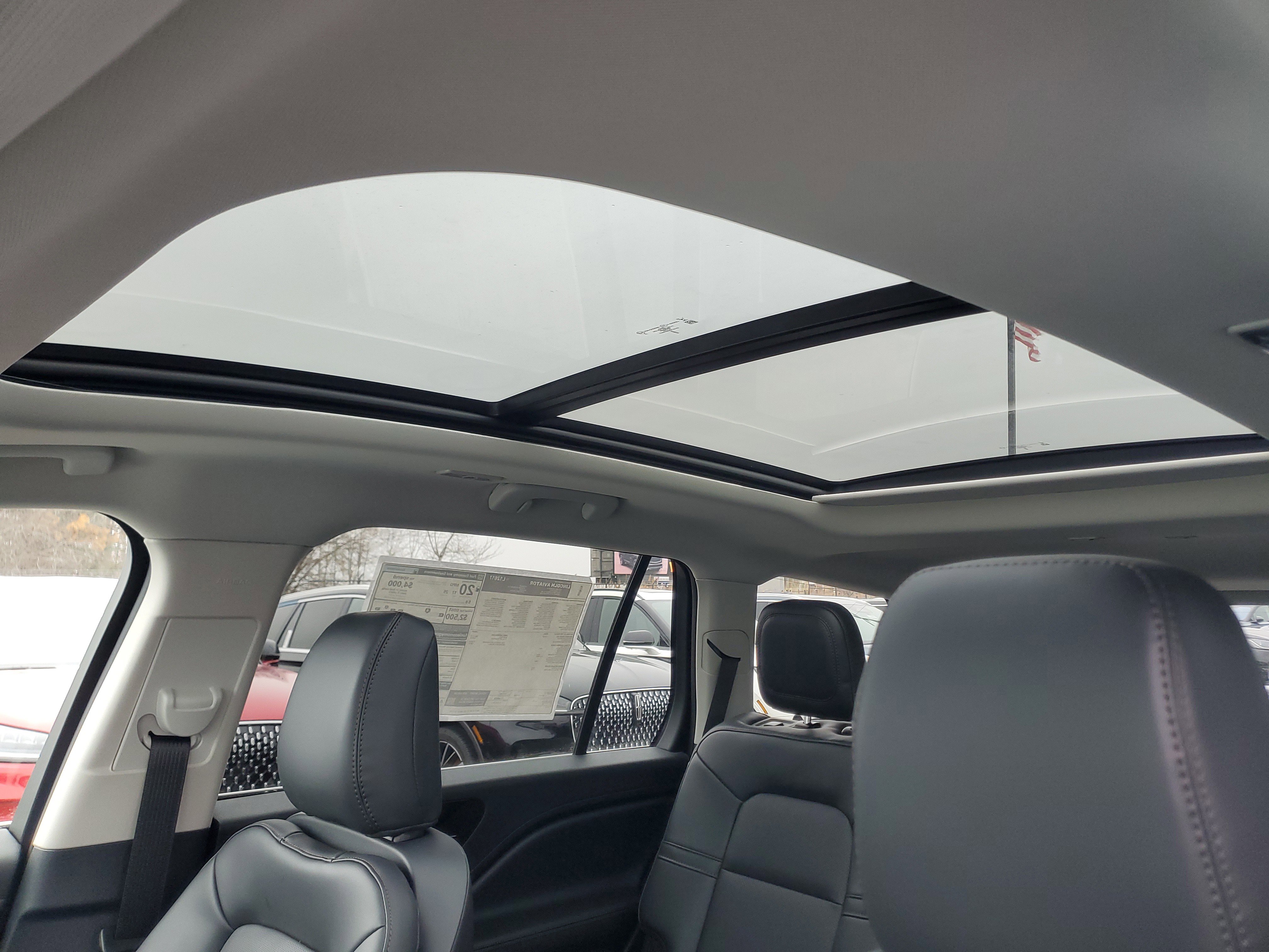 New 2026 Lincoln Aviator AWD image 10