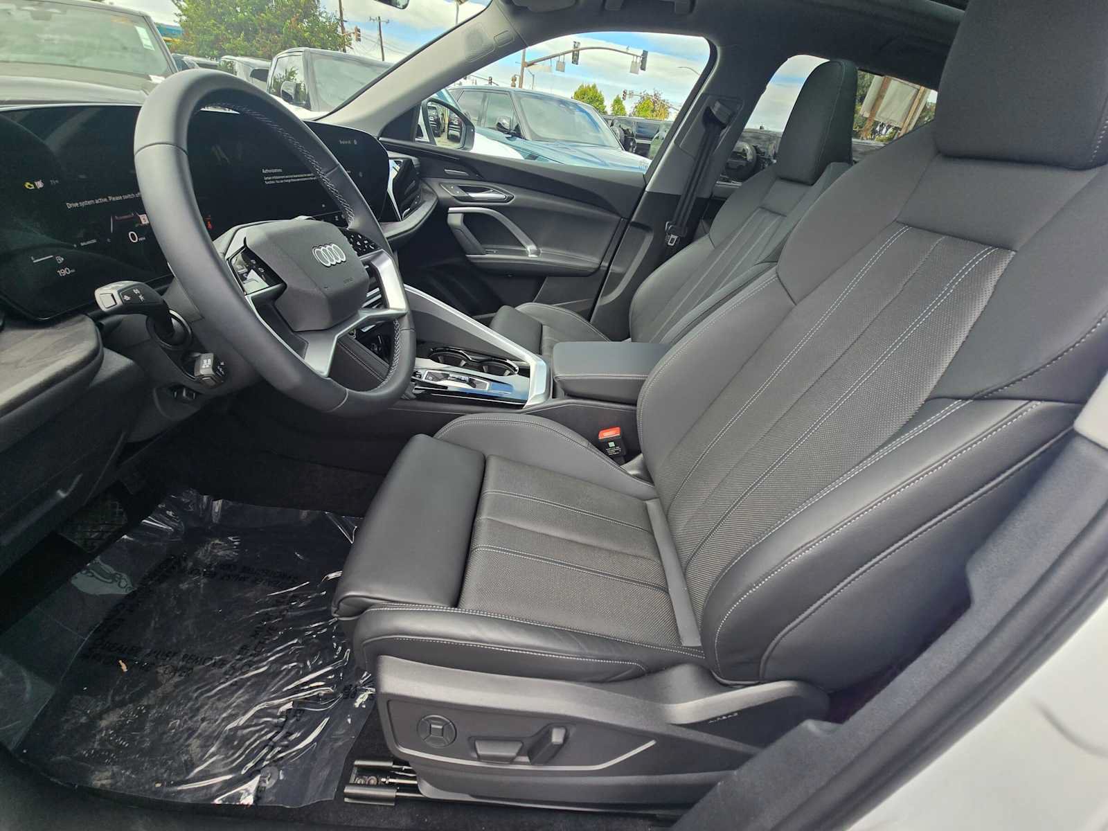 Used 2025 Audi Q5 Premium Plus AWD/4WD image 23