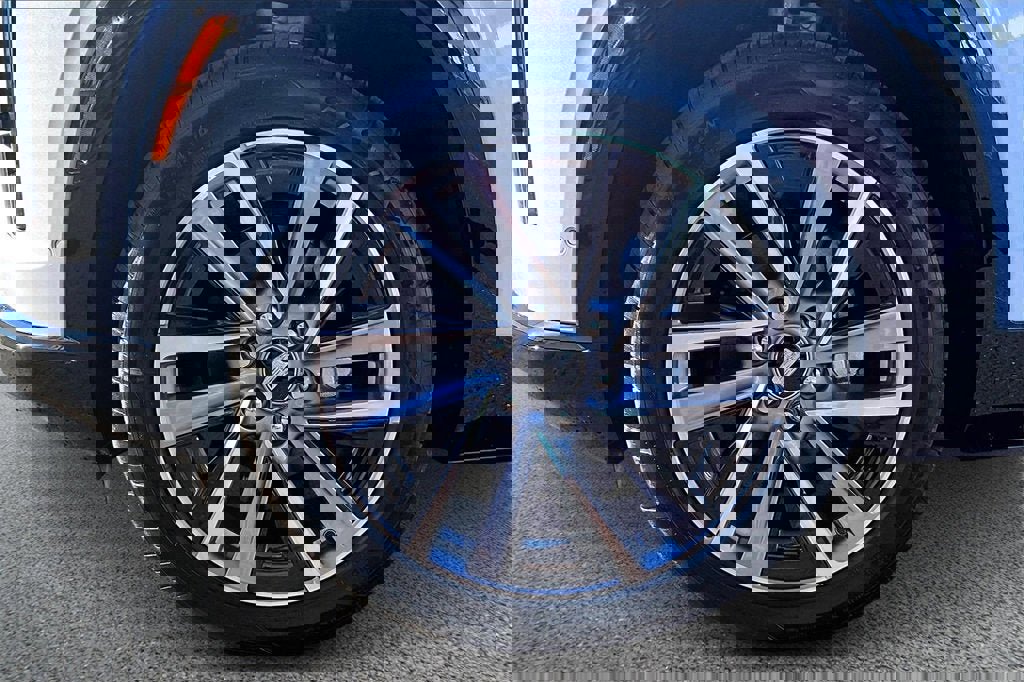 New 2026 Cadillac Vistiq Sport image 11