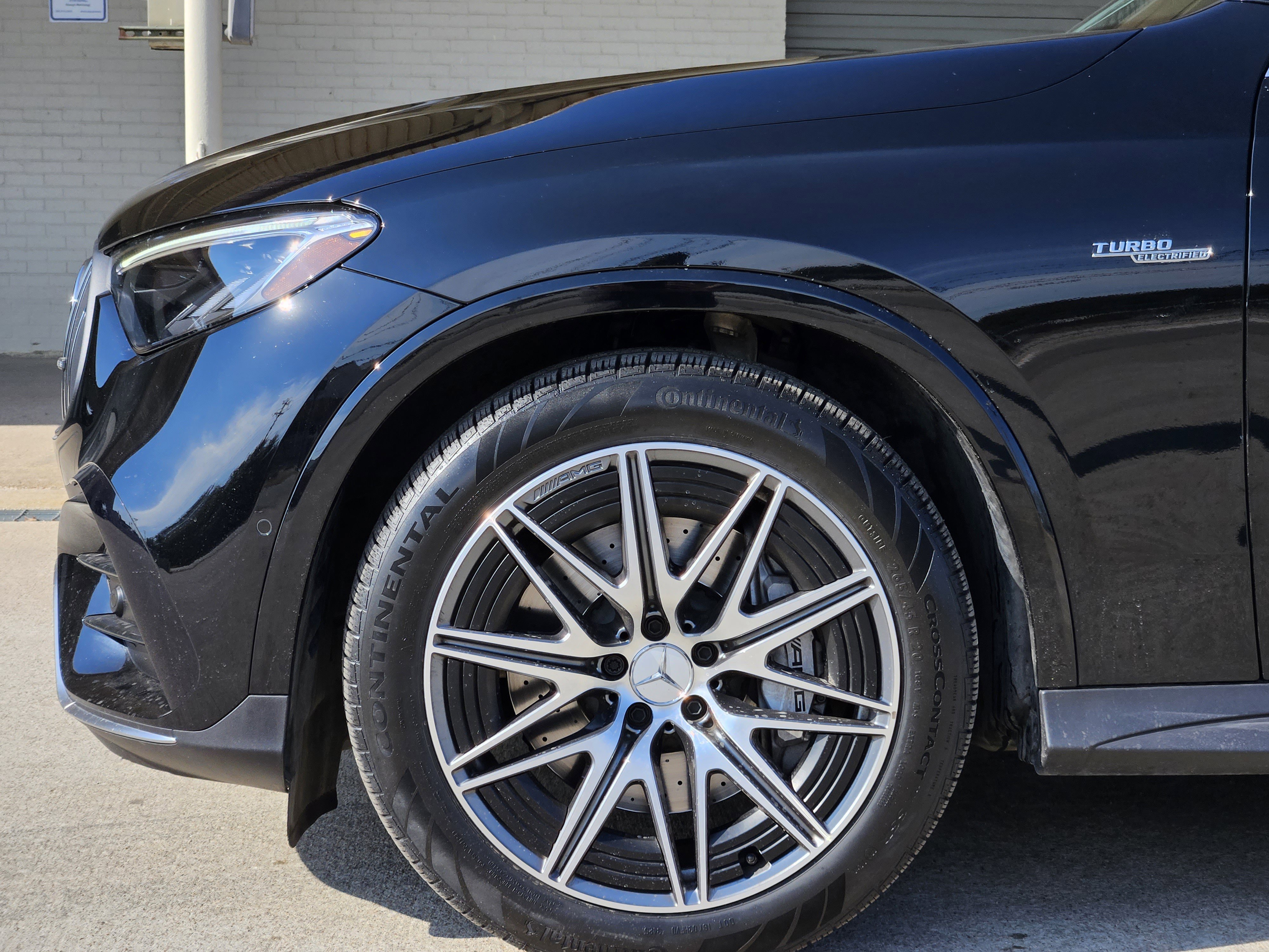 Used 2025 Mercedes-Benz GLC 43 AMG 4MATIC image 11