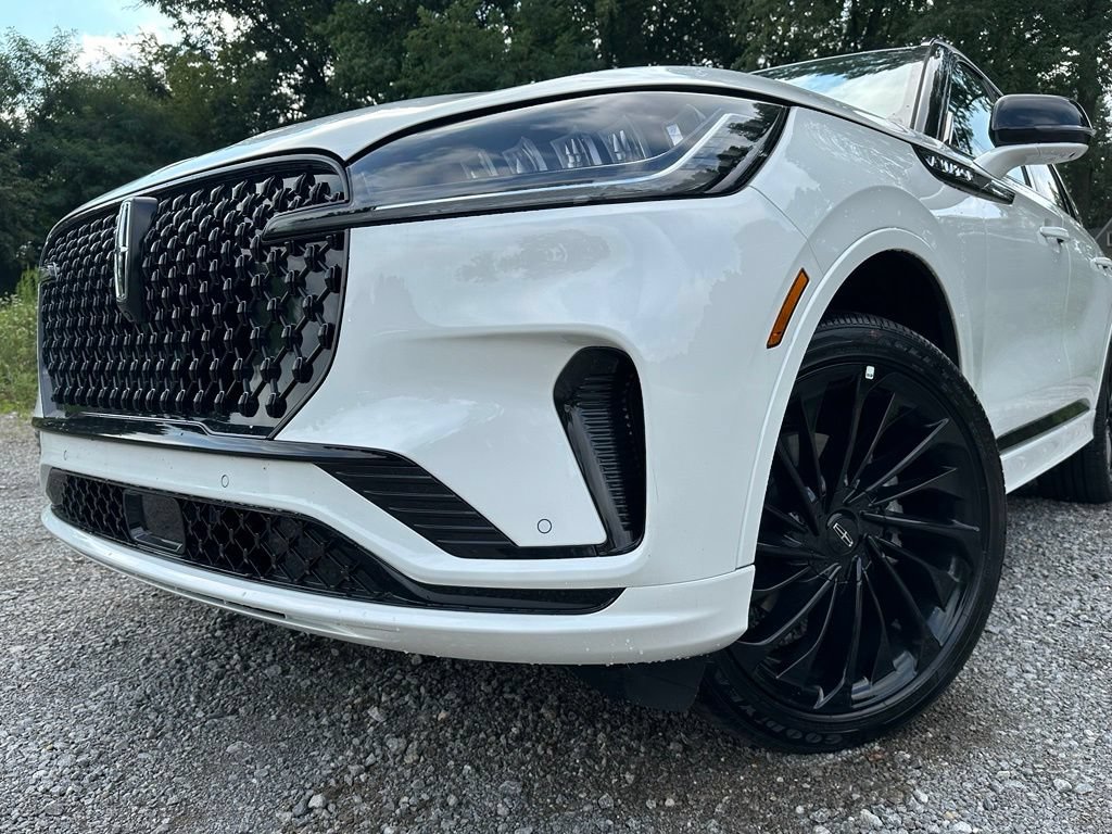 New 2026 Lincoln Aviator Reserve w/ Jet Appearance Package AWD/4WD image 33