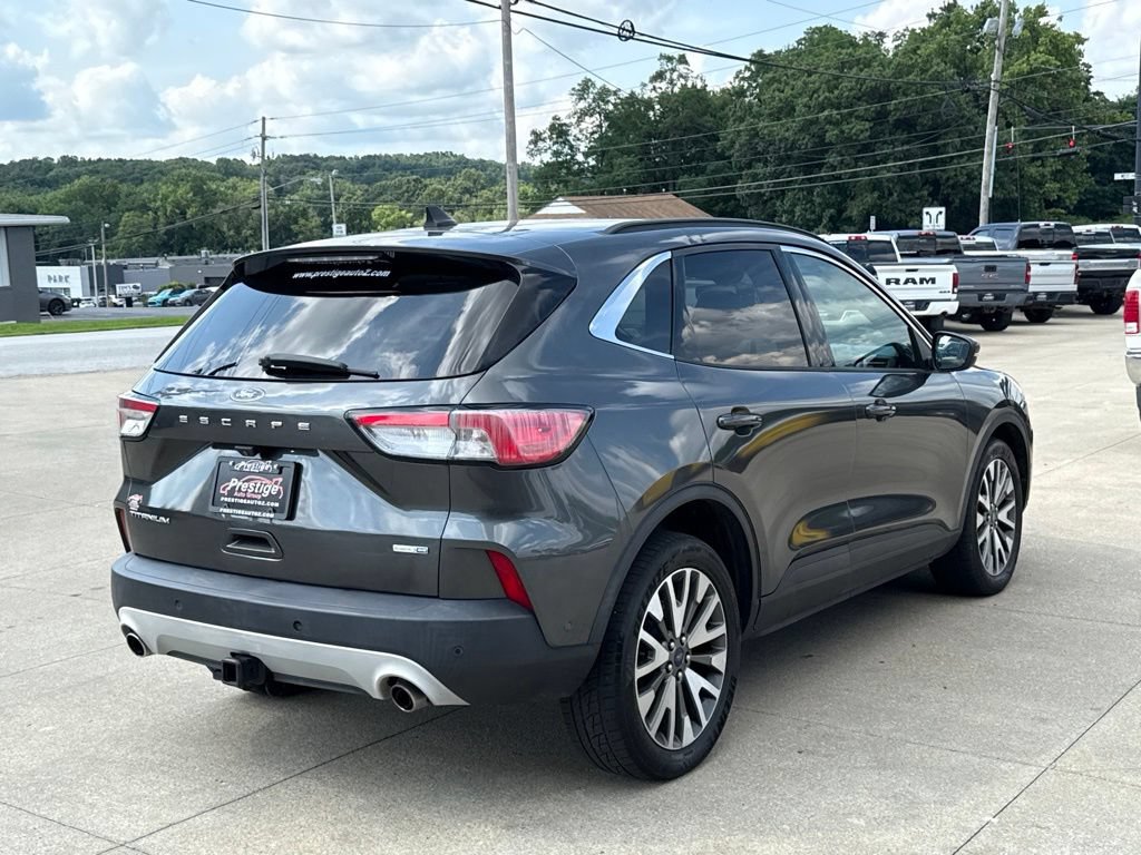 Used 2020 Ford Escape Titanium AWD/4WD image 16