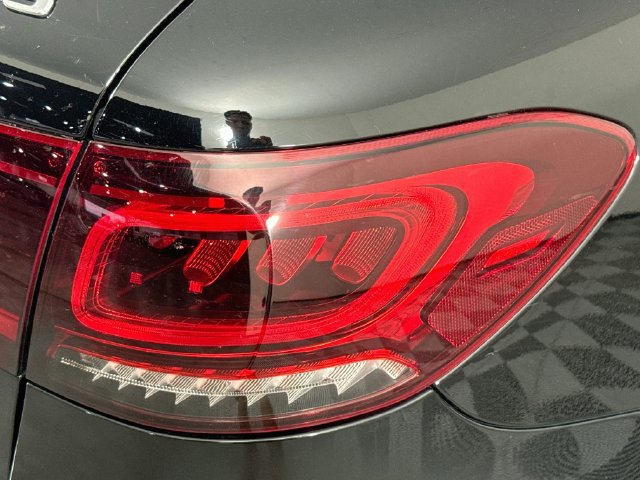 Used 2021 Mercedes-Benz GLC 43 AMG 4MATIC image 30