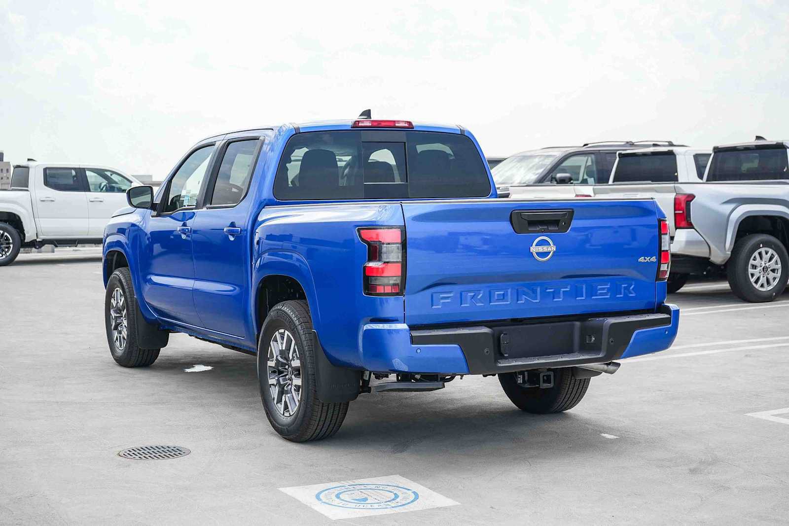 New 2026 Nissan Frontier SV w/ Tow Package AWD/4WD image 8