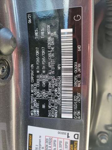 Certified 2021 Toyota 4Runner SR5 Premium w/ Moonroof Package AWD/4WD image 40