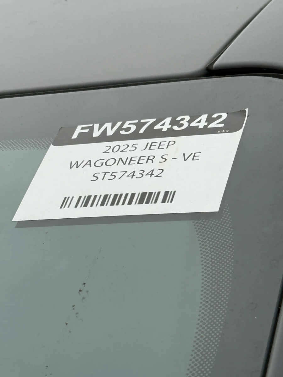 New 2025 Jeep Wagoneer S Limited image 35