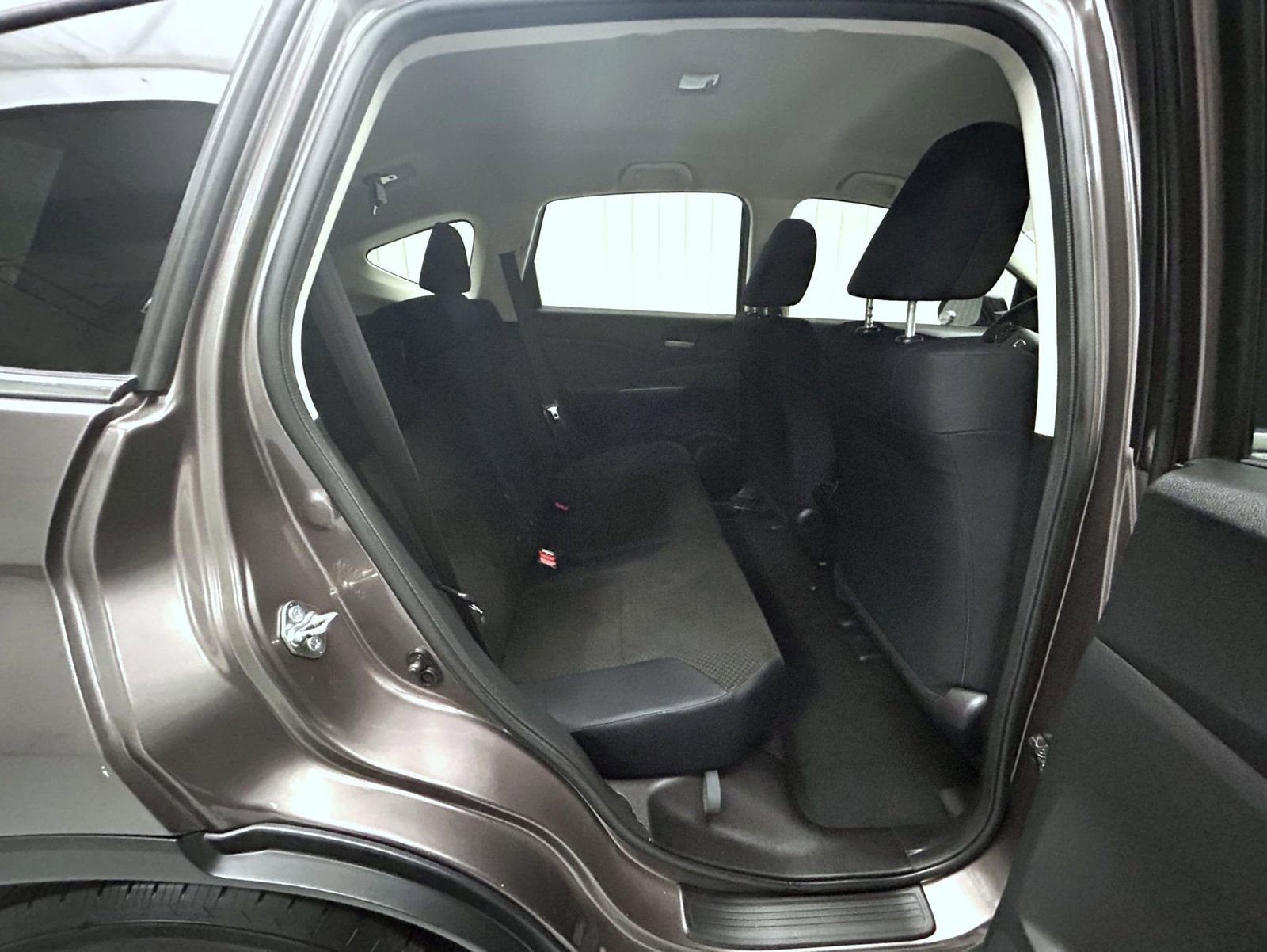 Used 2016 Honda CR-V SE image 18