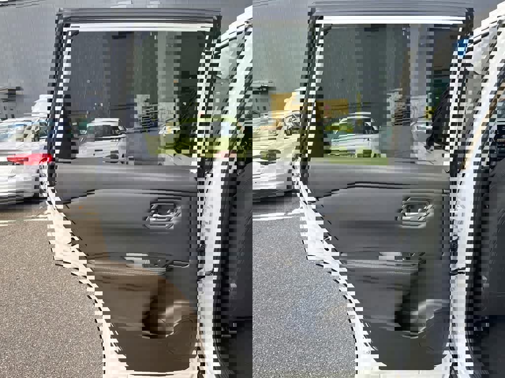 New 2026 Nissan Rogue SV image 21