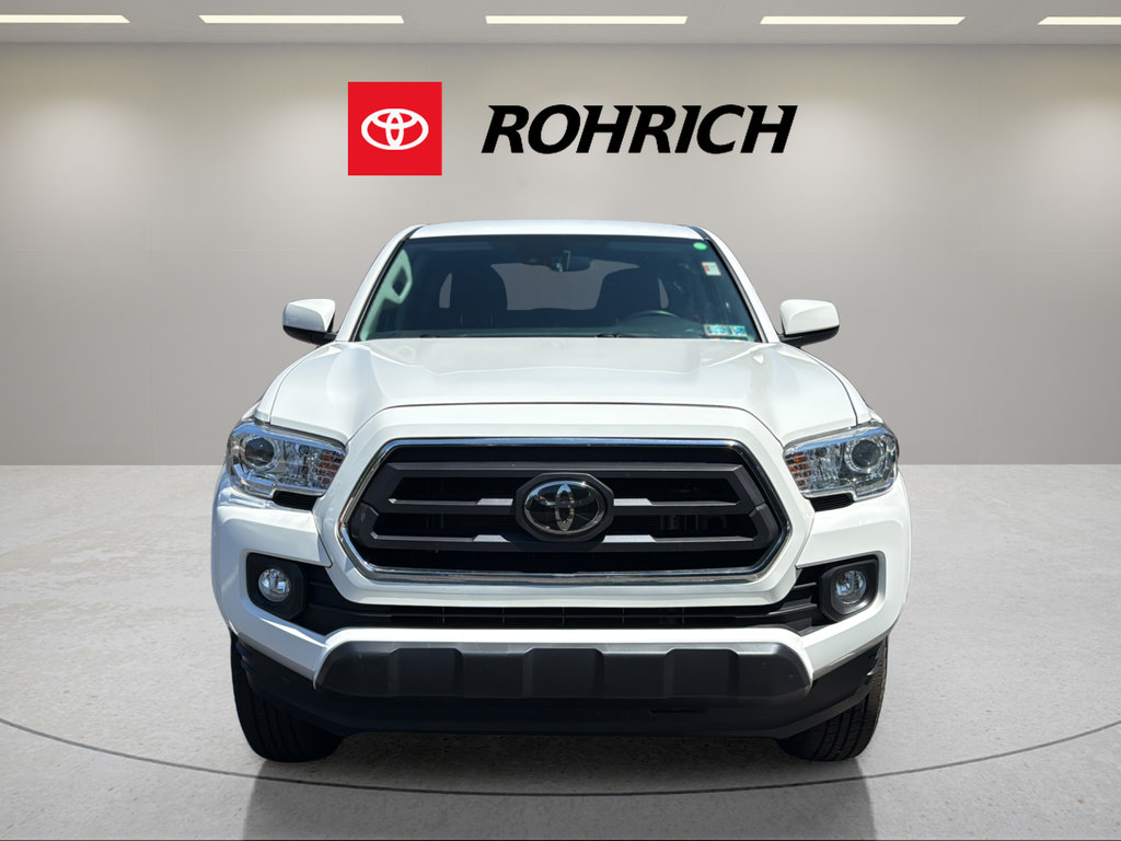 Used 2023 Toyota Tacoma SR5 w/ SR5 Appearance Package RWD image 2