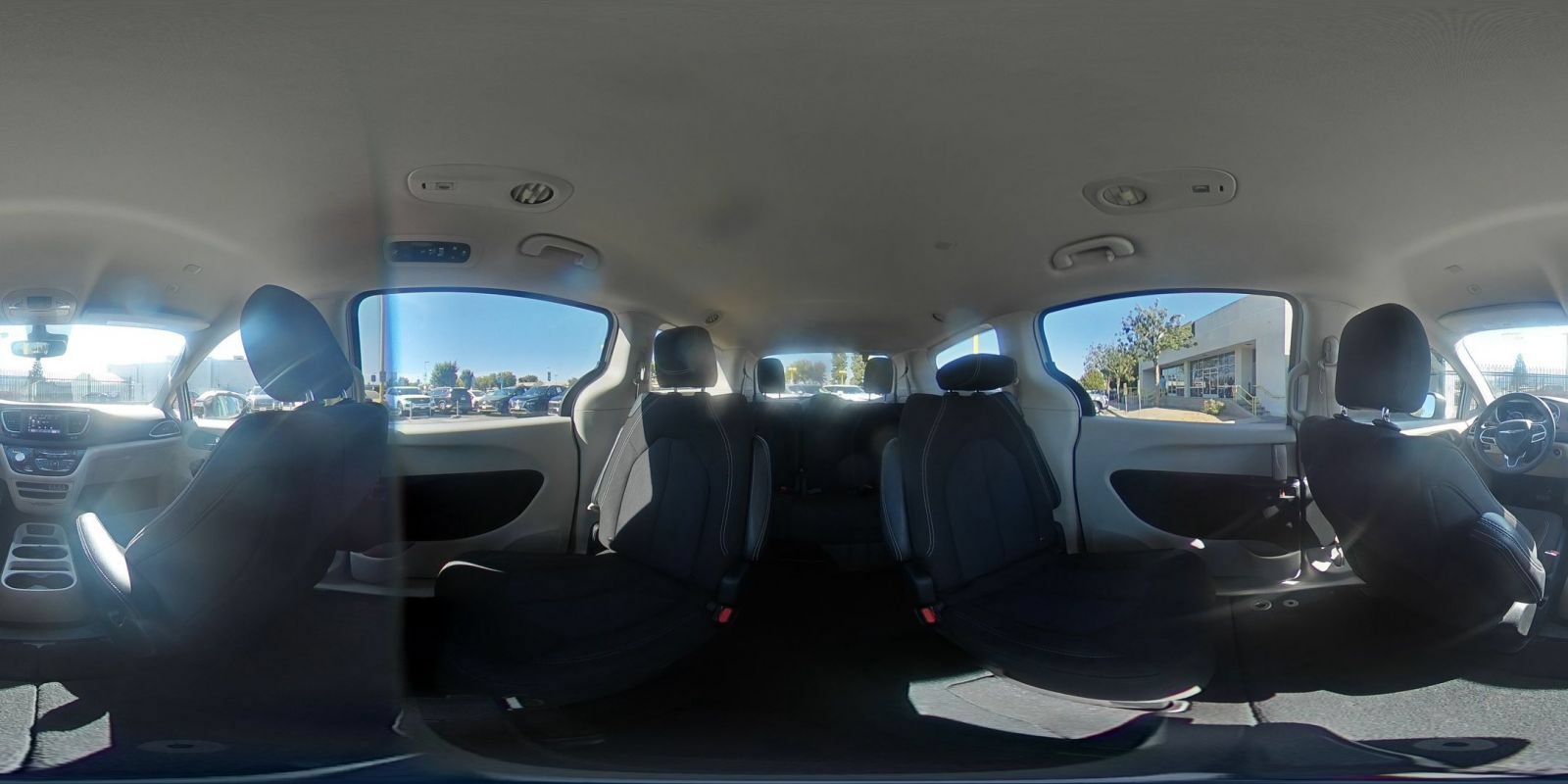 Used 2023 Chrysler Voyager LX FWD image 42