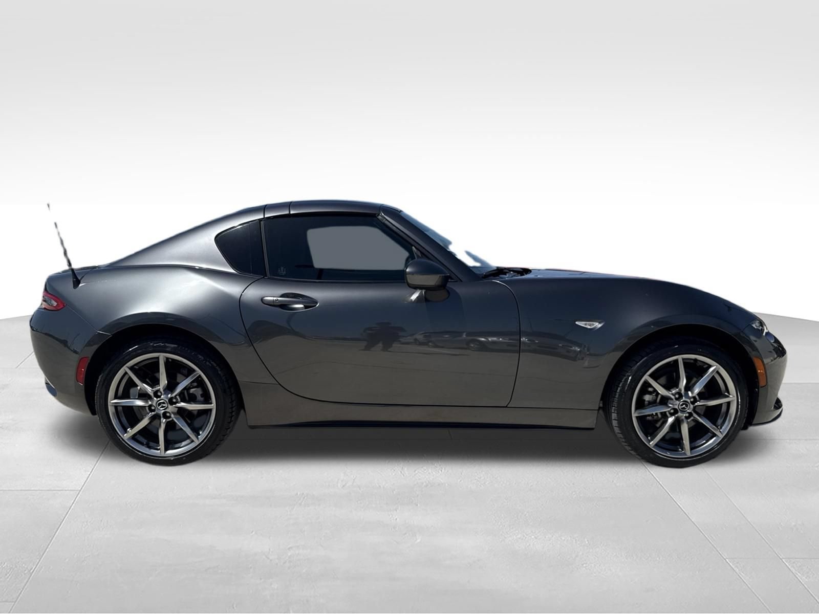 Certified 2022 MAZDA MX-5 Miata RF Grand Touring RWD image 4