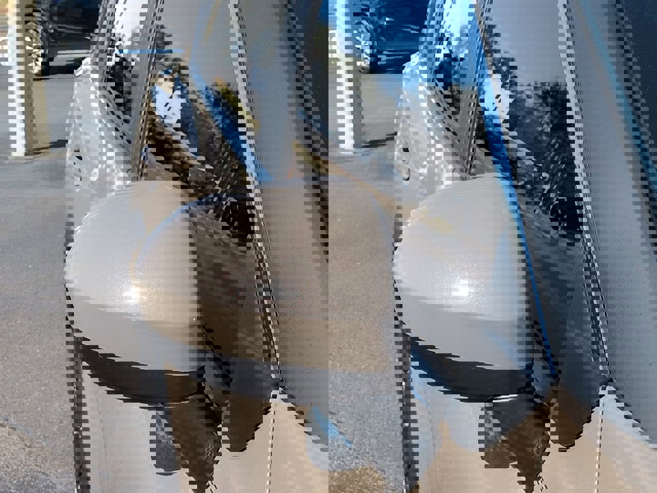 Used 2024 Nissan Rogue SV image 12