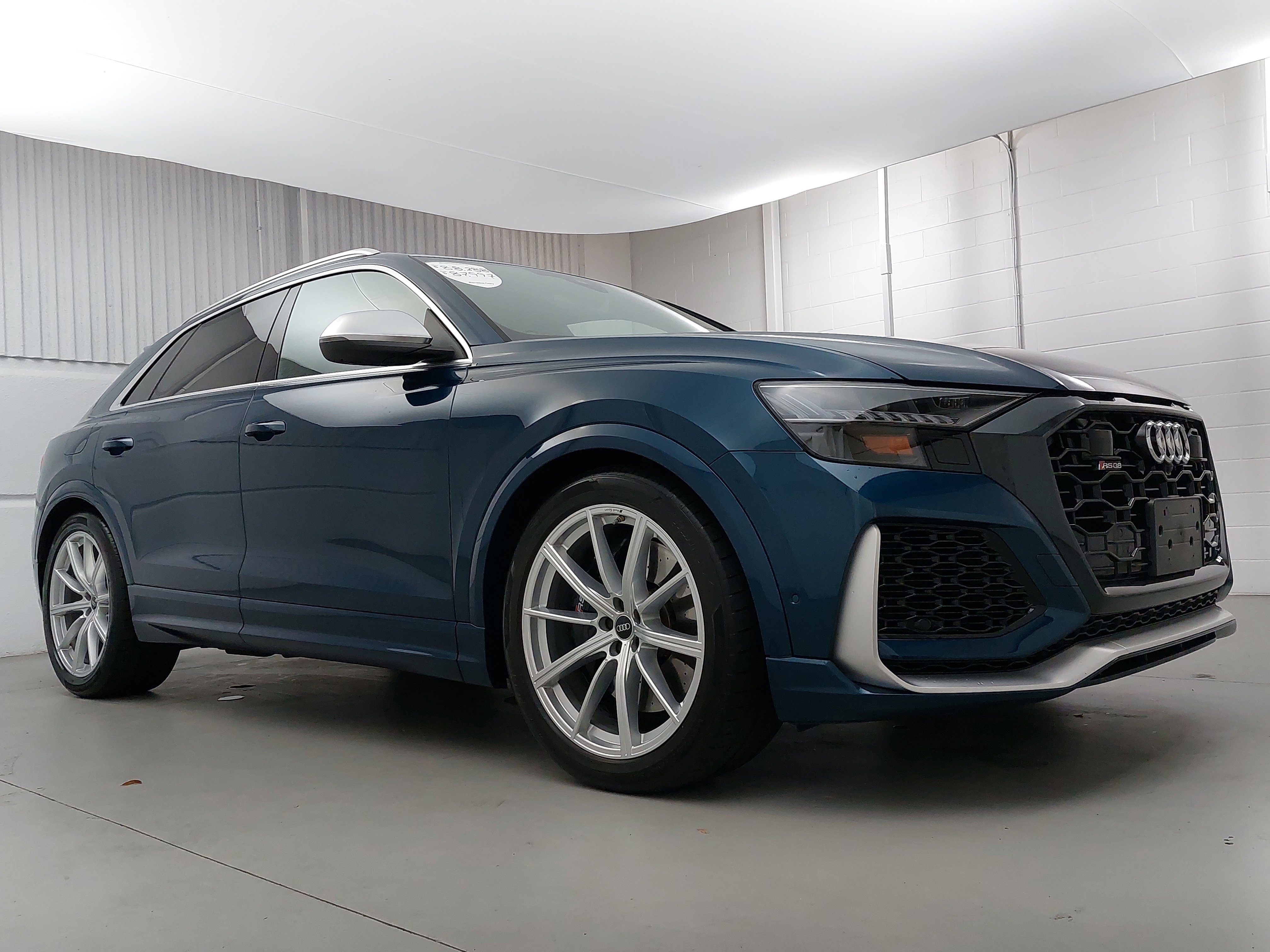 Used 2022 Audi RS Q8 4.0T image 9