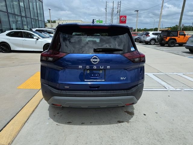 Used 2023 Nissan Rogue SV image 5