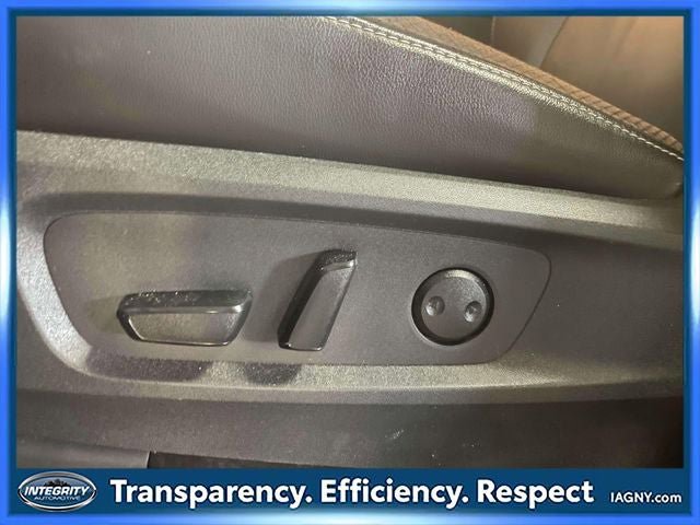 Certified 2024 Nissan Pathfinder SL image 18