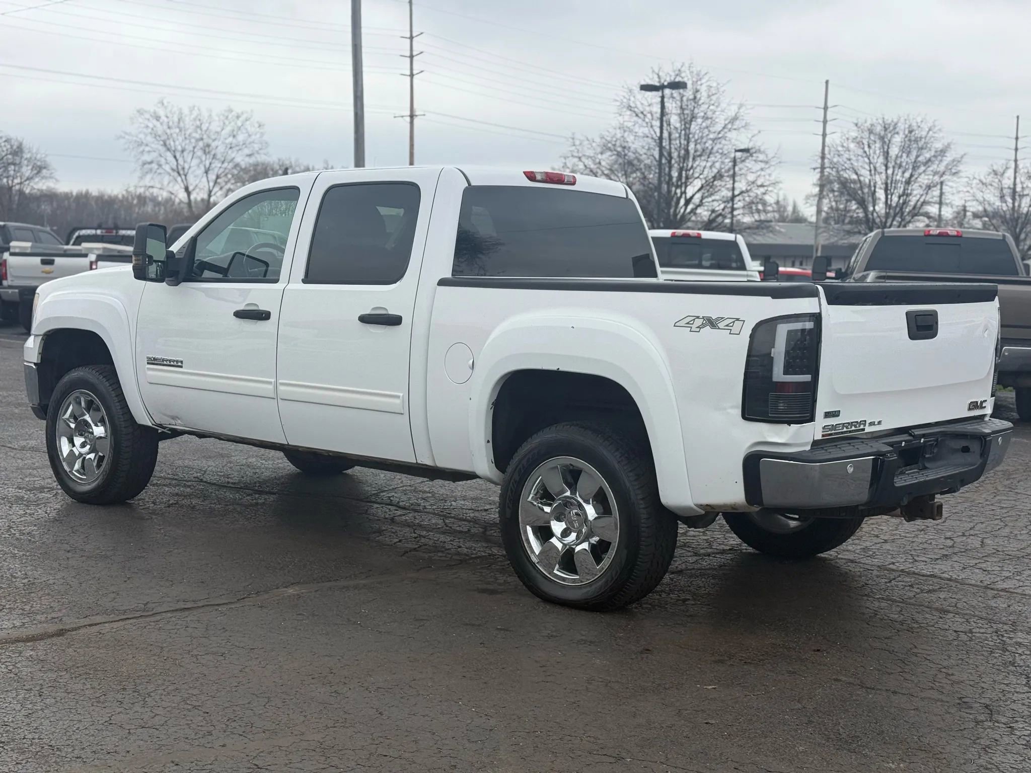Used 2011 GMC Sierra 1500 SLE w/ Power Tech Package image 8