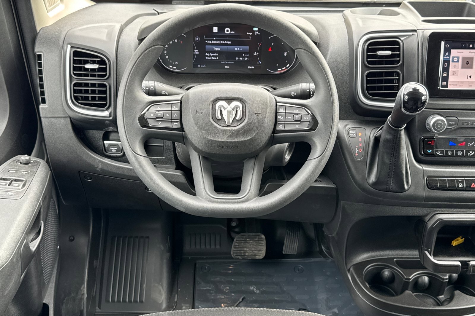 New 2026 RAM ProMaster 2500 w/ Quick Order Package 22G SLT image 12