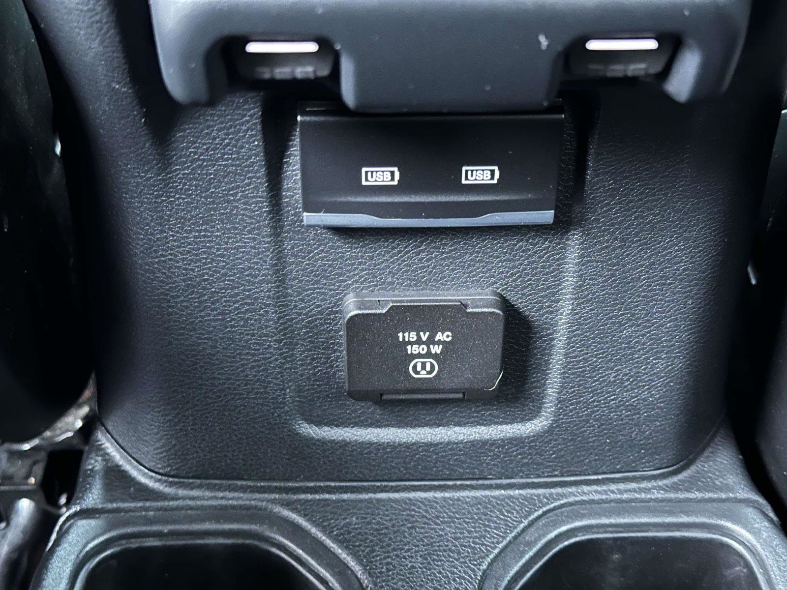 Used 2022 Jeep Wrangler Unlimited Rubicon w/ LED Lighting Group image 13