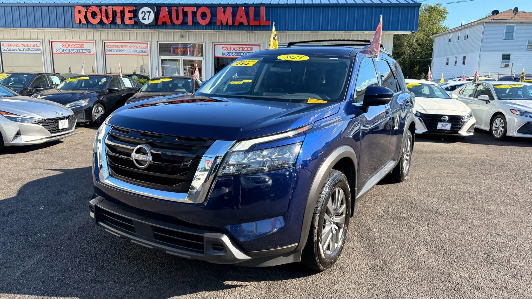 Used 2023 Nissan Pathfinder SV