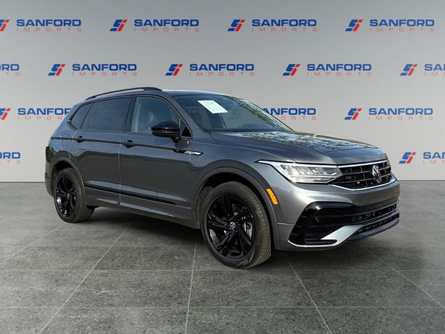 Used 2023 Volkswagen Tiguan SE R-Line AWD/4WD image 7