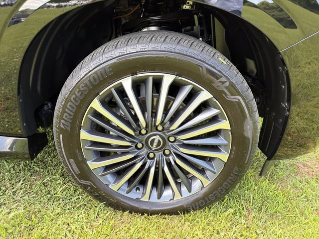 Certified 2025 Nissan Armada Platinum Reserve AWD/4WD image 14