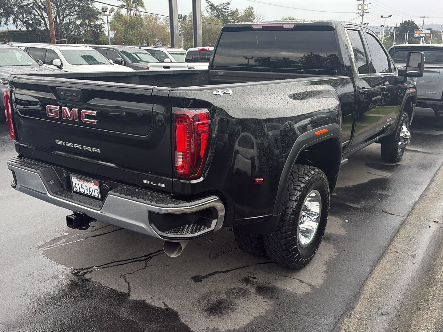 Used 2022 GMC Sierra 3500 SLE w/ SLE Value Package AWD/4WD image 7