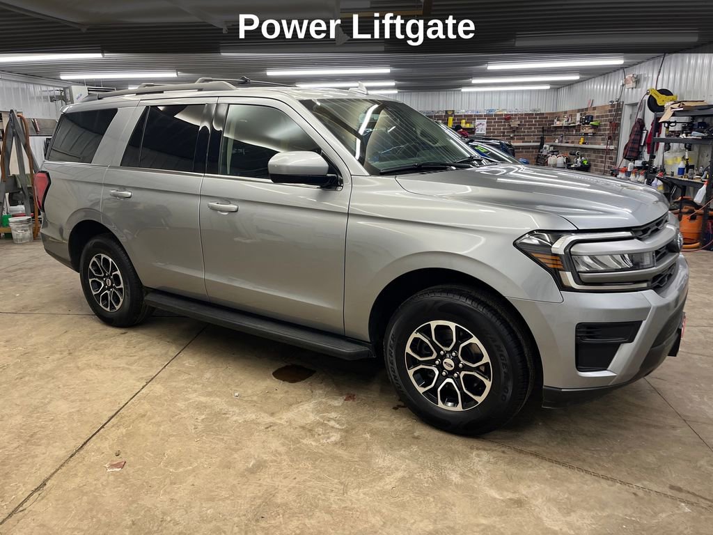 Used 2024 Ford Expedition XLT image 9