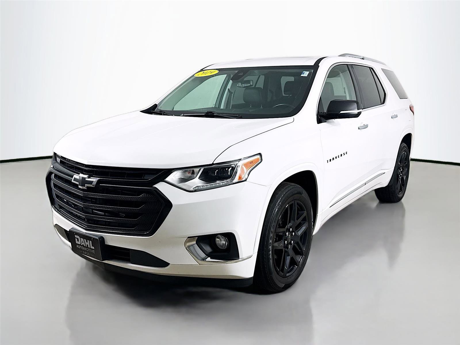 Used 2019 Chevrolet Traverse Premier w/ LPO, Blackout Package AWD/4WD image 4