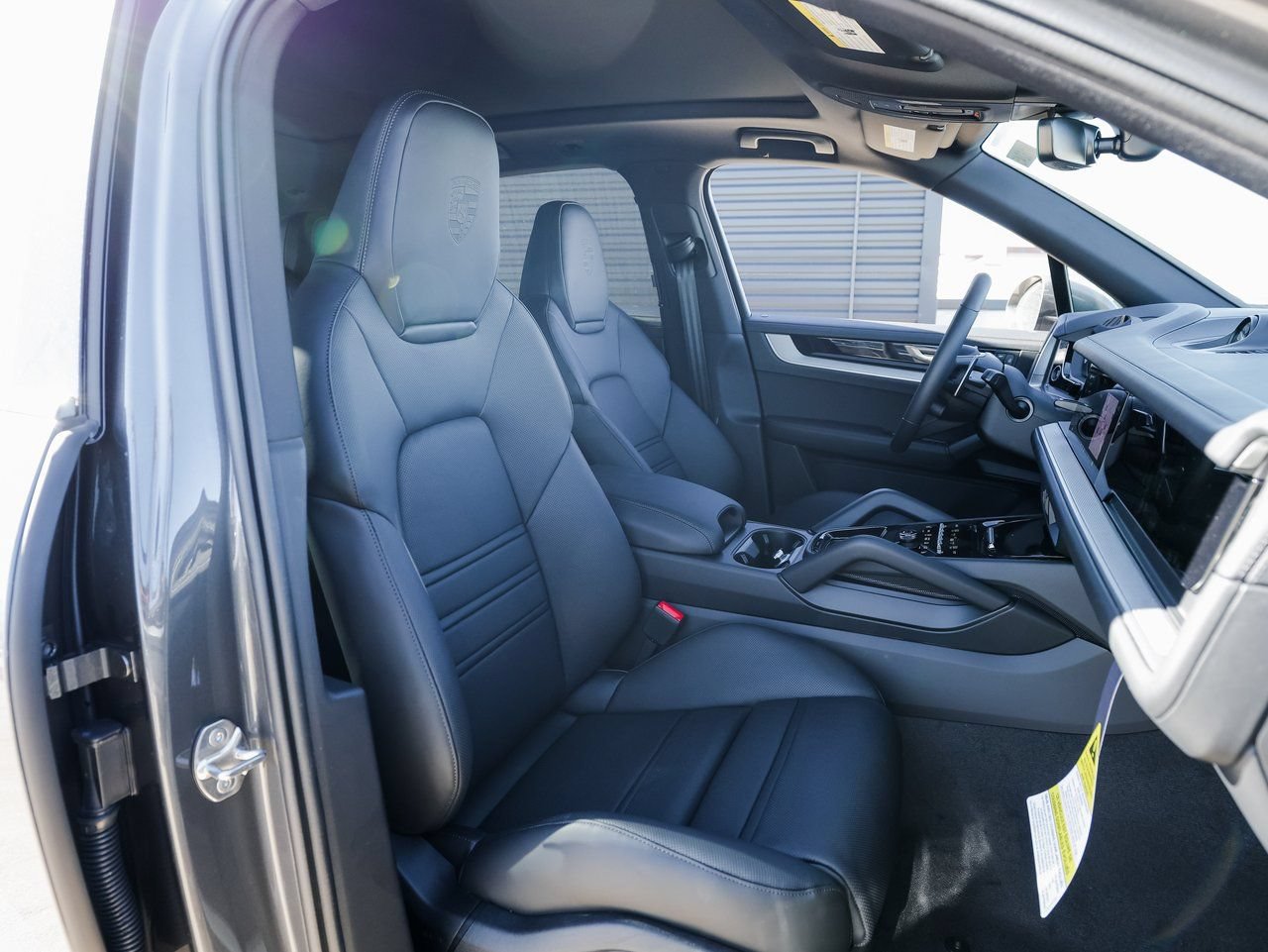 New 2026 Porsche Cayenne E-Hybrid AWD/4WD image 28