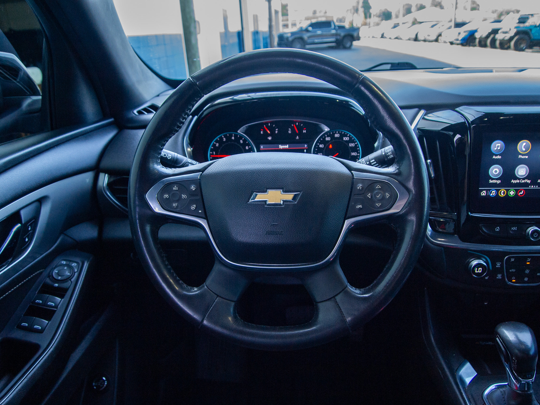 Used 2022 Chevrolet Traverse LT AWD/4WD image 21