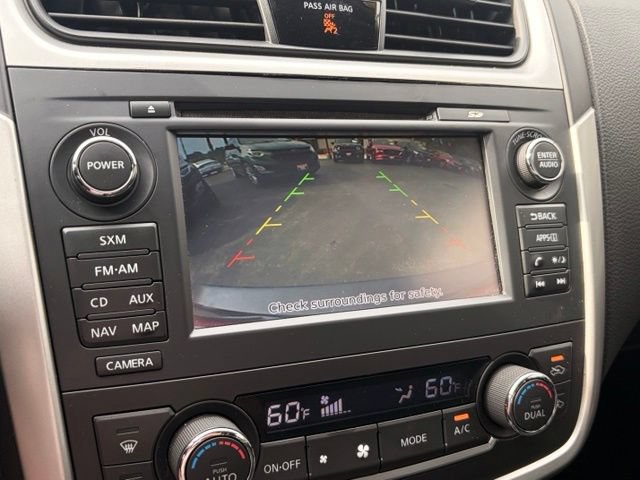 Used 2016 Nissan Altima 2.5 SL w/ 2.5 Technology Package FWD image 18