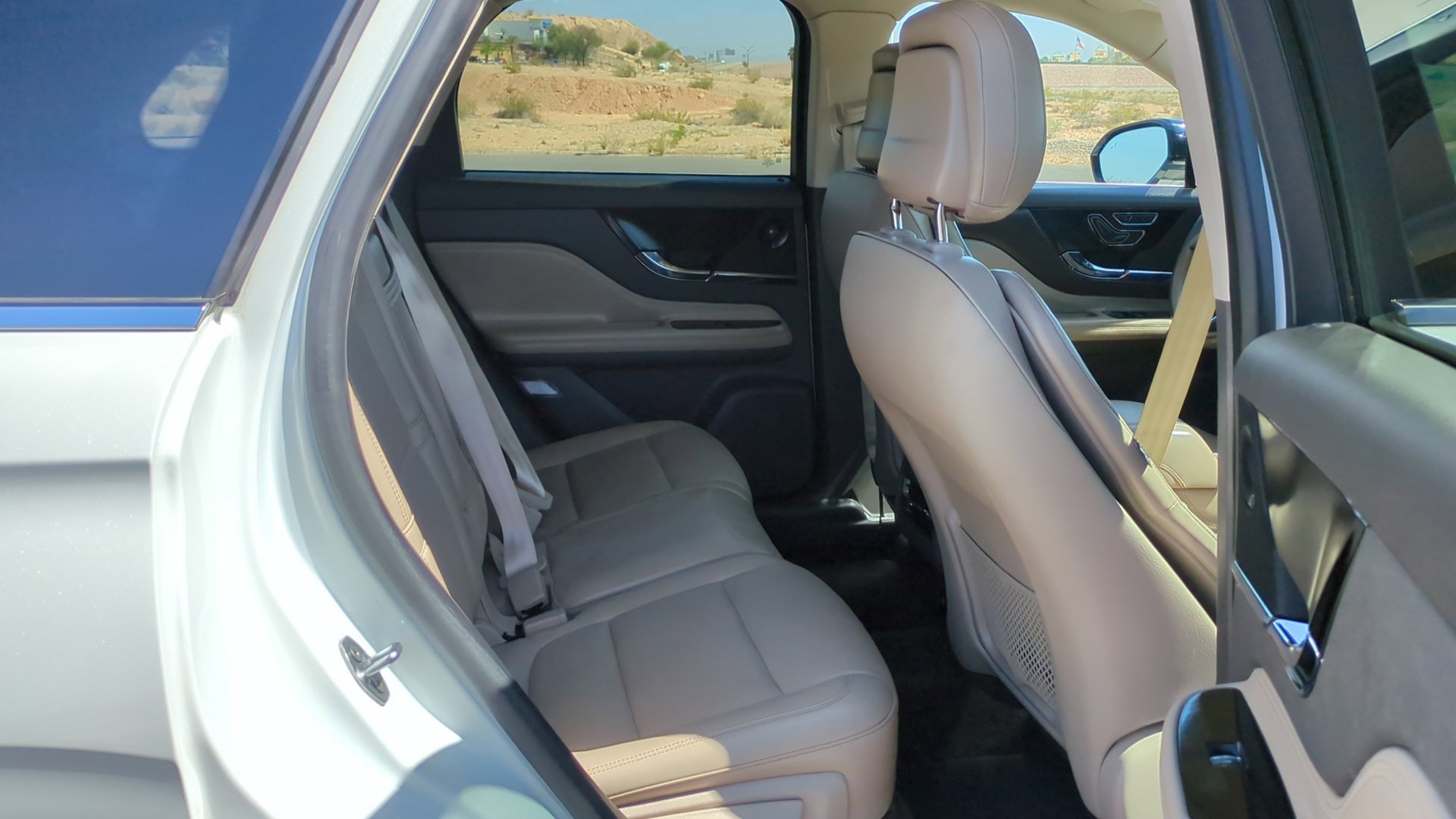 Used 2020 Lincoln Corsair Reserve w/ Equipment Group 201A image 31