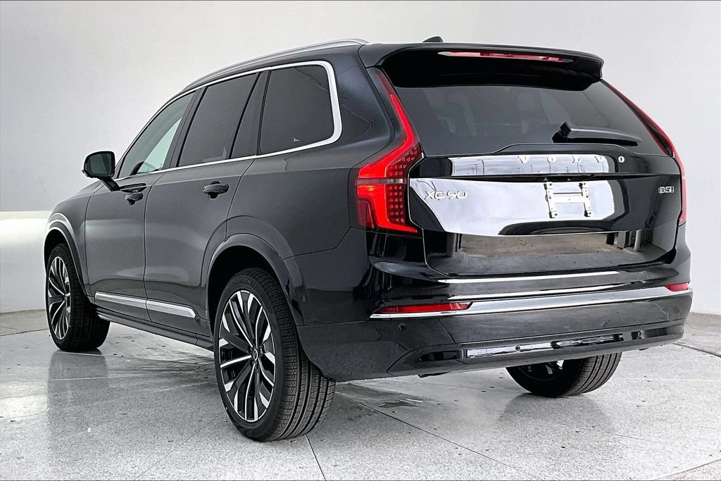 New 2026 Volvo XC90 B5 Plus AWD/4WD image 4
