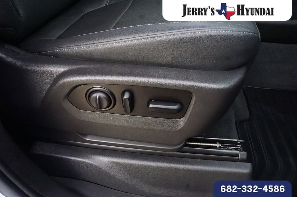 Used 2021 Chevrolet Silverado 2500 LTZ w/ LTZ Plus Package image 25