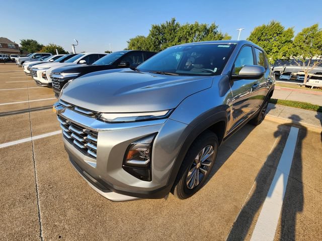 Used 2026 Chevrolet Equinox LT FWD image 3