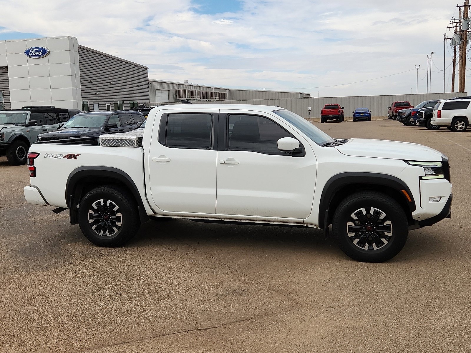 Used 2023 Nissan Frontier PRO-4X w/ Technology Package image 5
