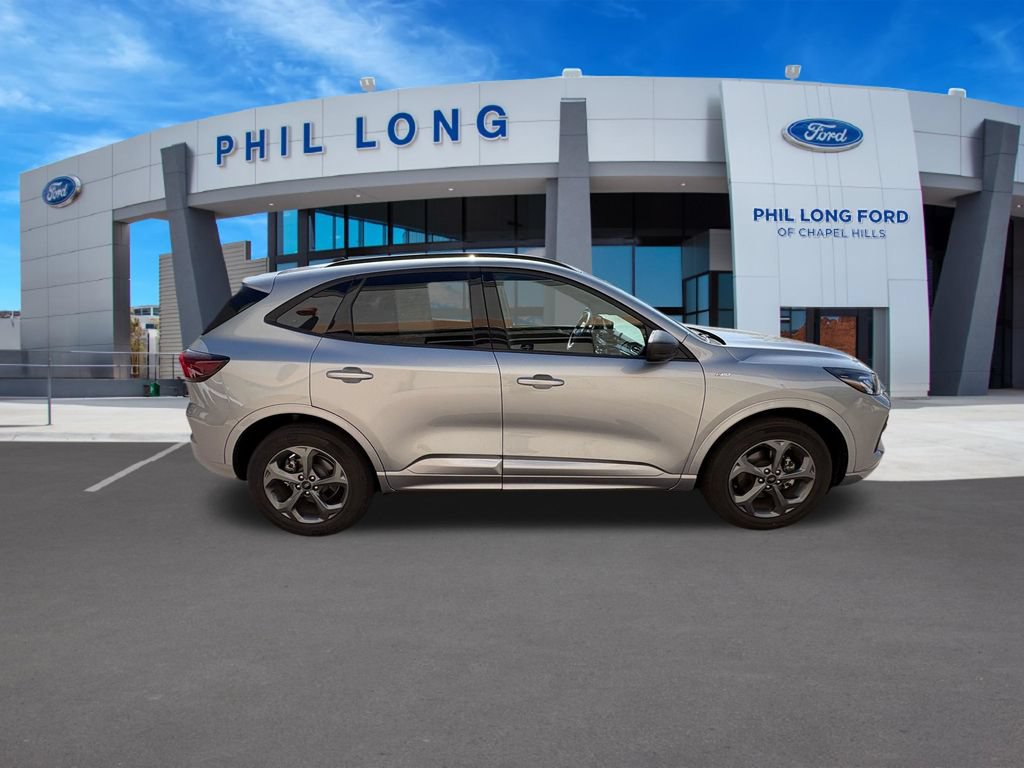 Certified 2024 Ford Escape ST-Line w/ Tech Pack #1 AWD/4WD image 8