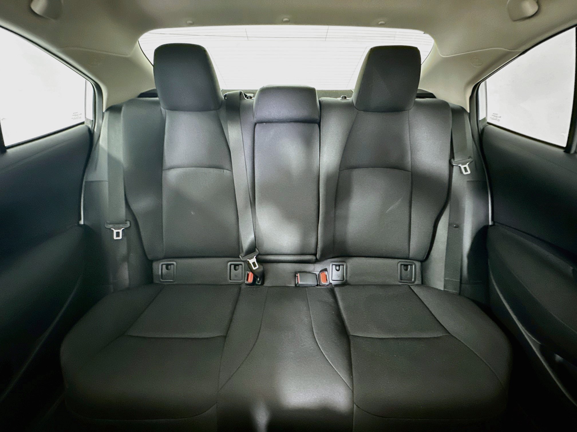 Certified 2025 Toyota Corolla LE FWD image 29