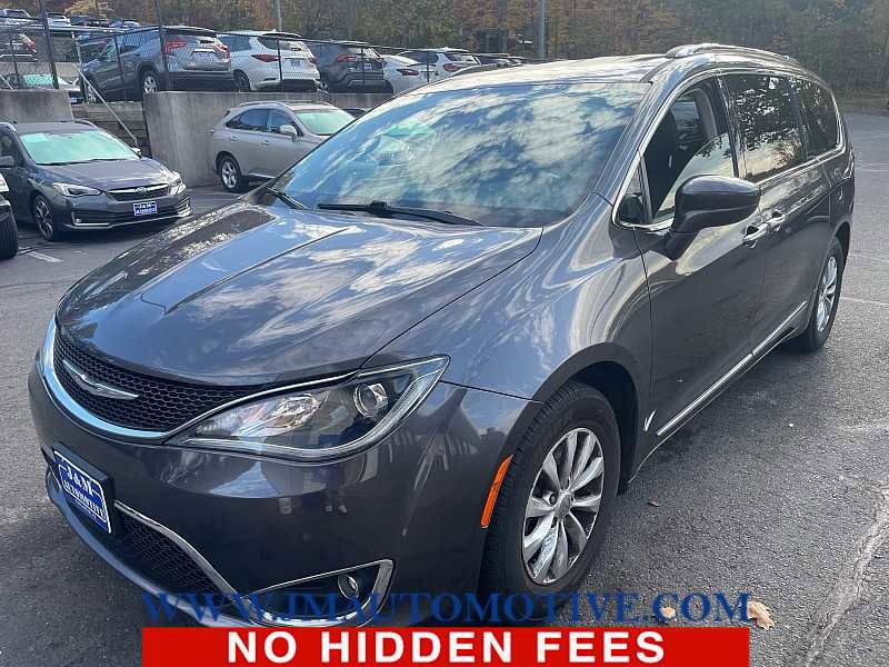 Used 2018 Chrysler Pacifica Touring-L