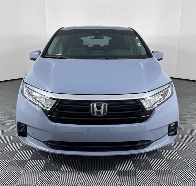 Used 2024 Honda Odyssey Touring image 3