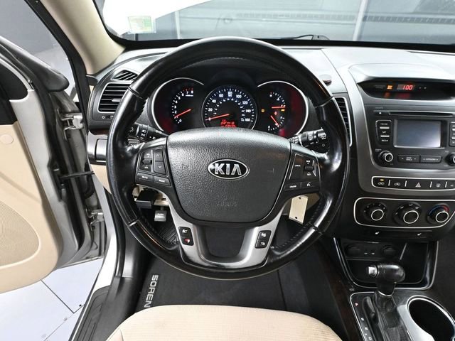 Used 2015 Kia Sorento LX image 22