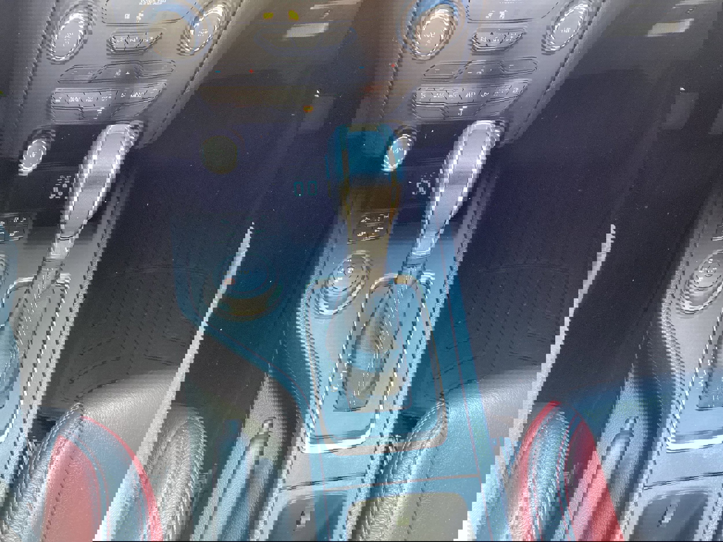 Used 2021 Ford Ranger XLT w/ Equipment Group 301A Mid image 18