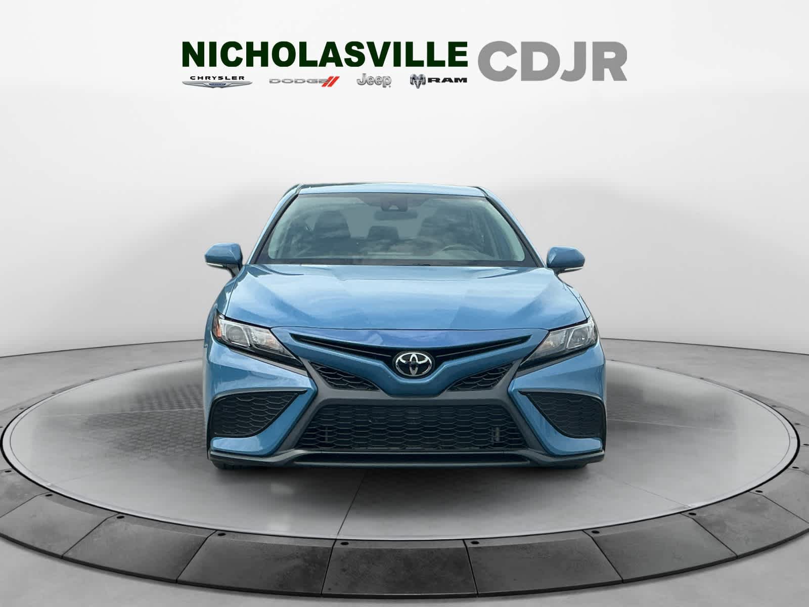 Used 2024 Toyota Camry SE w/ Cold Weather Package AWD/4WD image 8