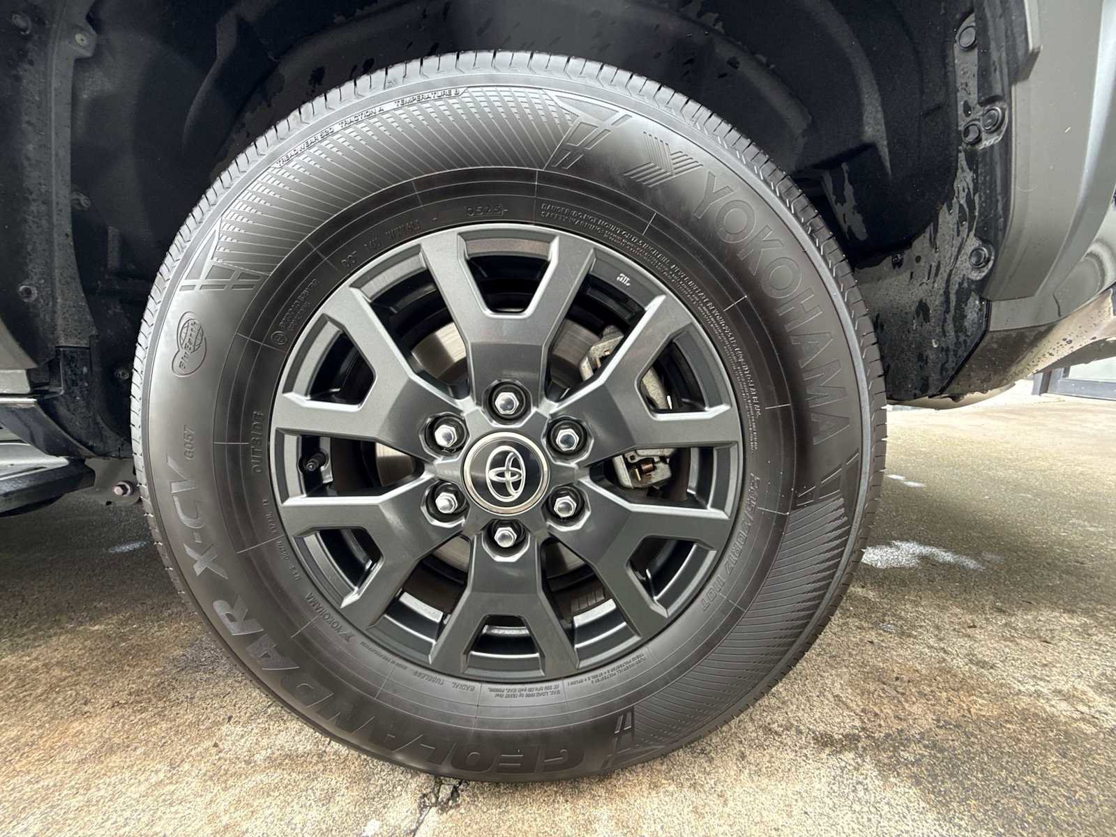 Used 2025 Toyota 4Runner SR5 RWD image 10