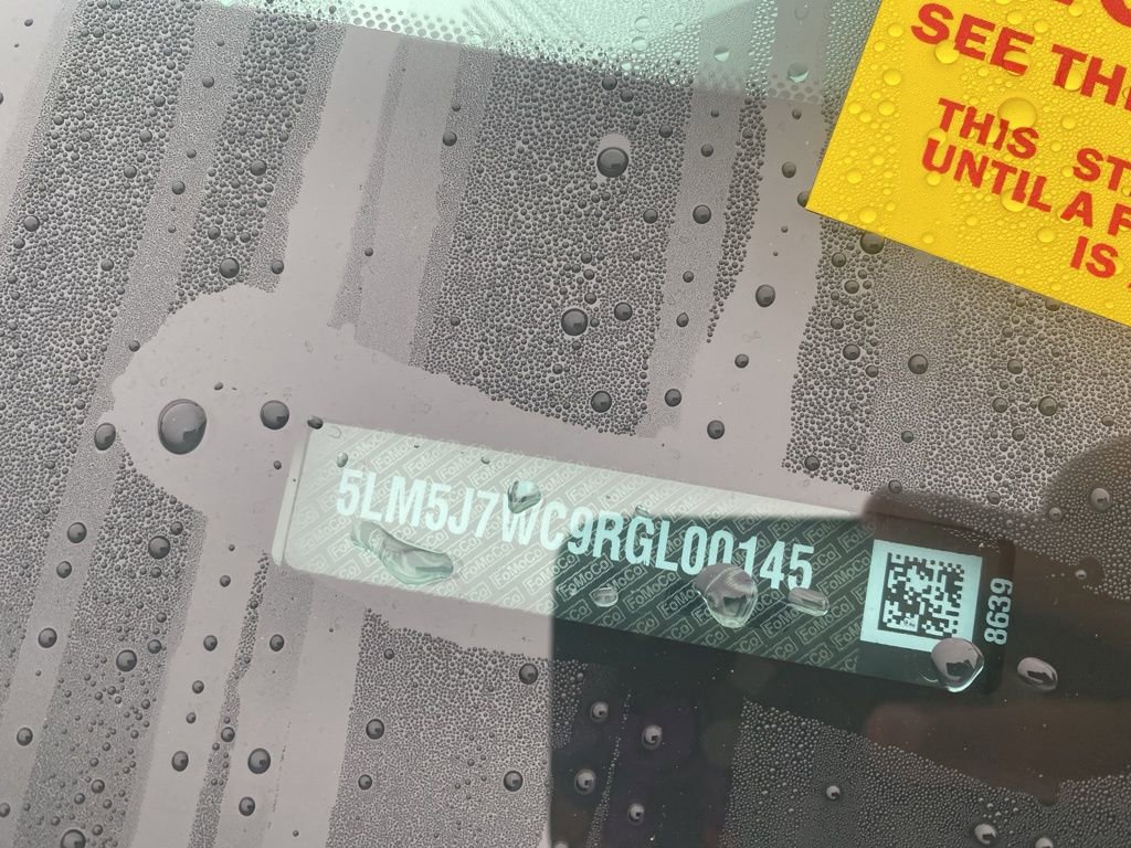 Certified 2024 Lincoln Aviator Reserve image 35