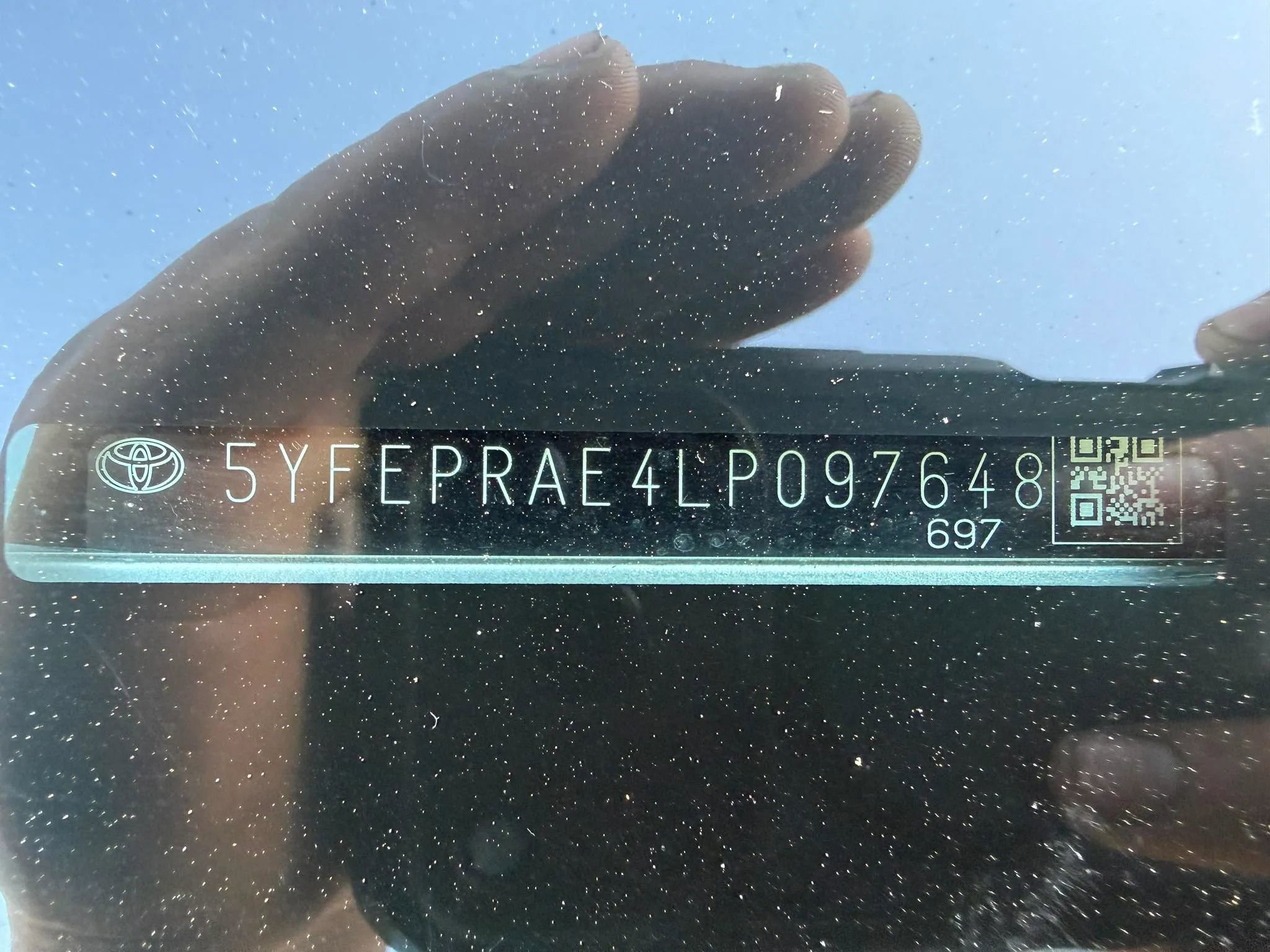 Used 2020 Toyota Corolla LE FWD image 32