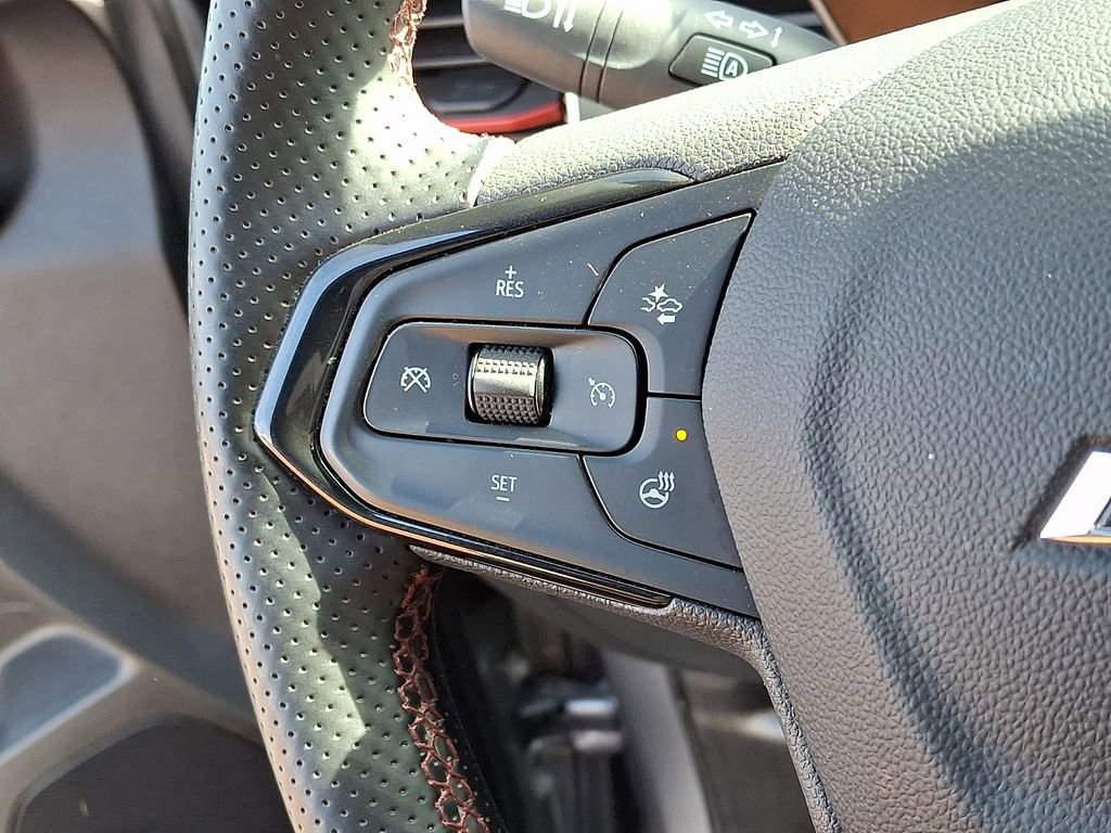 Used 2024 Chevrolet Trax RS w/ Driver Confidence Package image 21