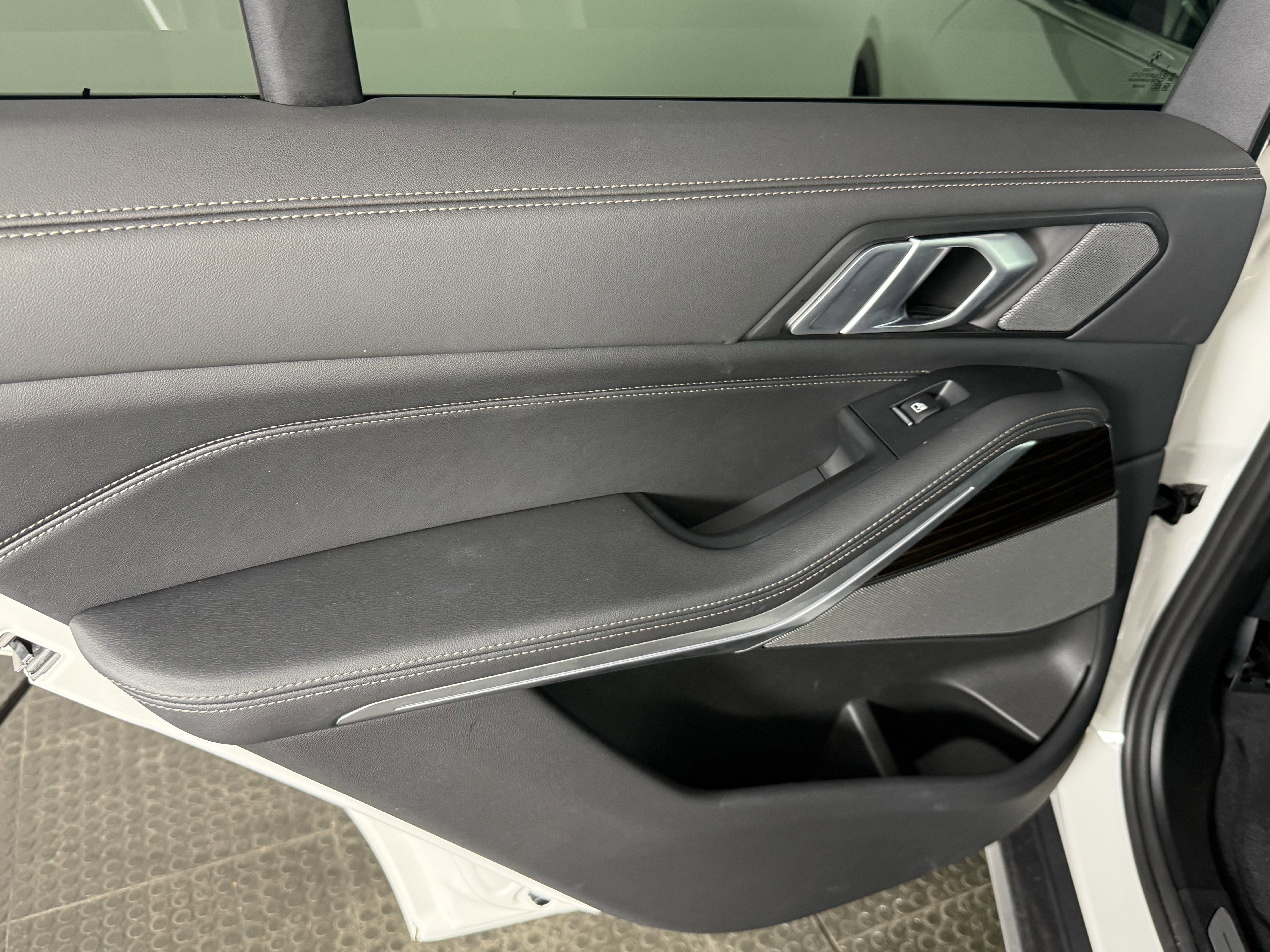 Certified 2025 BMW X5 xDrive40i image 16