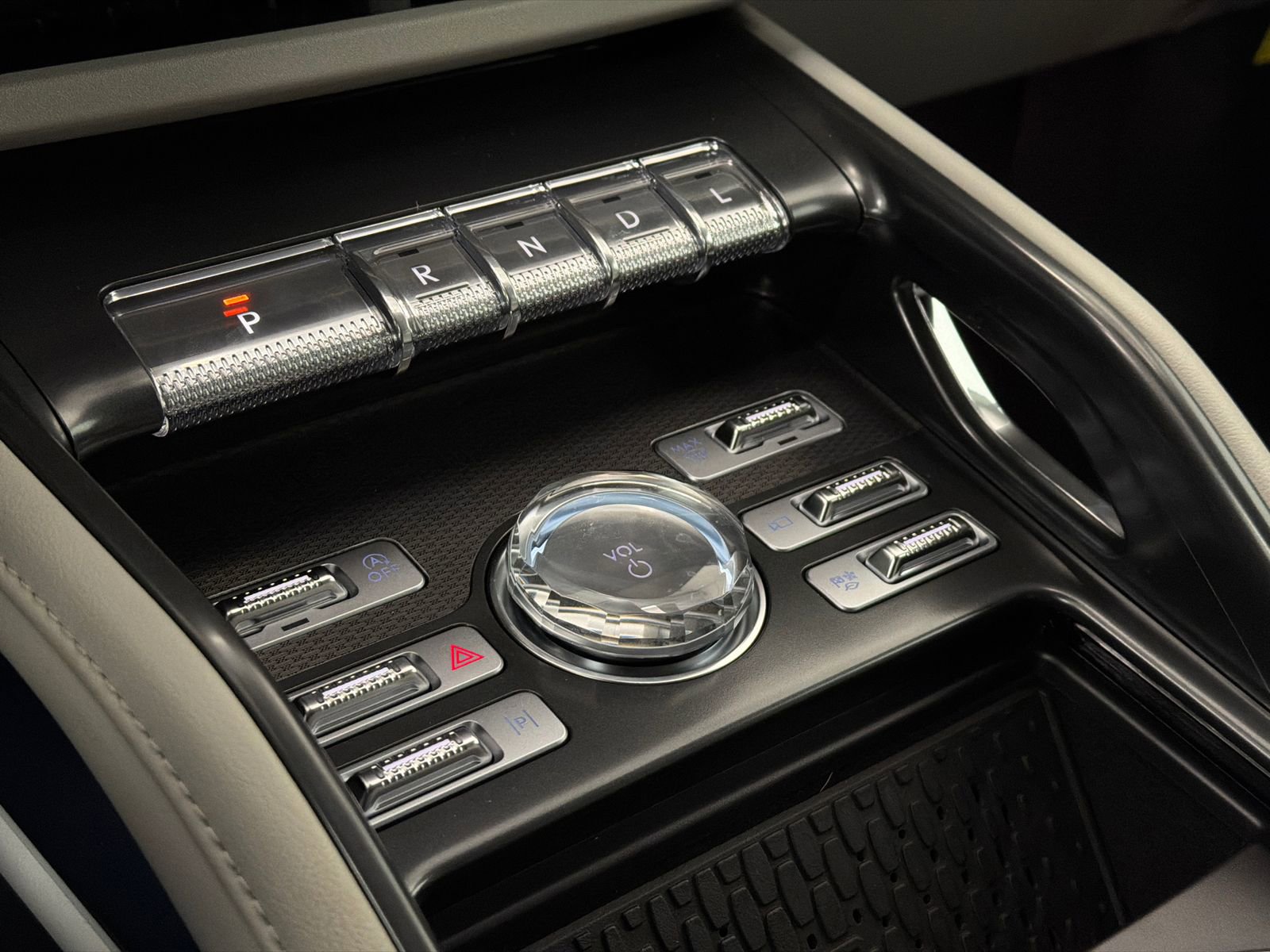 New 2026 Lincoln Nautilus Premier image 28